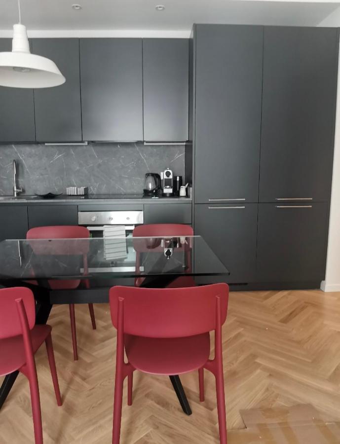 Milano: Incantevole Appartamento In Pieno Centro - Fancy Yellow Apartments Buitenkant foto