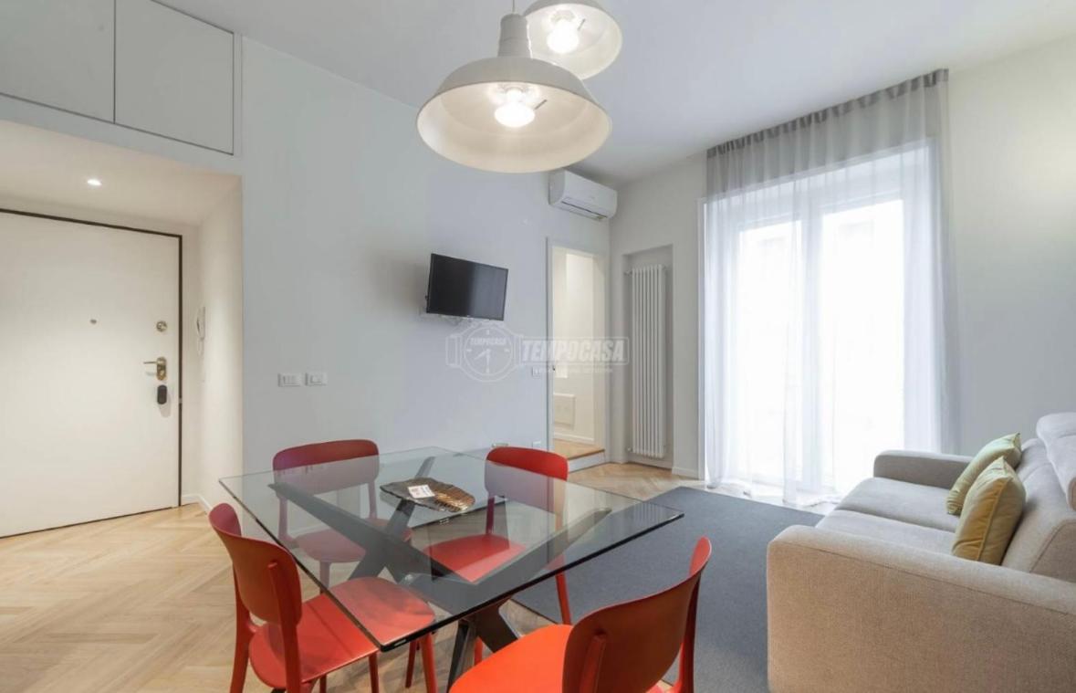Milano: Incantevole Appartamento In Pieno Centro - Fancy Yellow Apartments Buitenkant foto